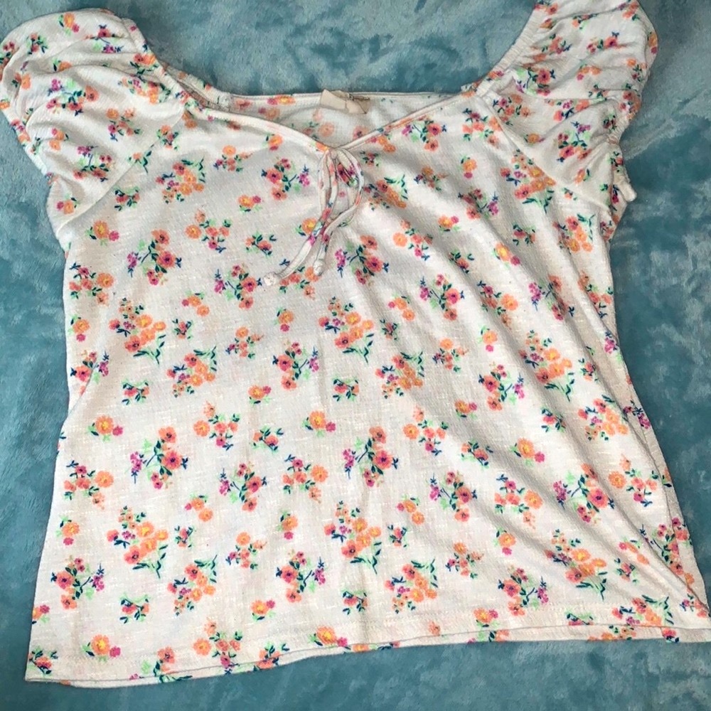 Vintage Floral Short Sleeve Top